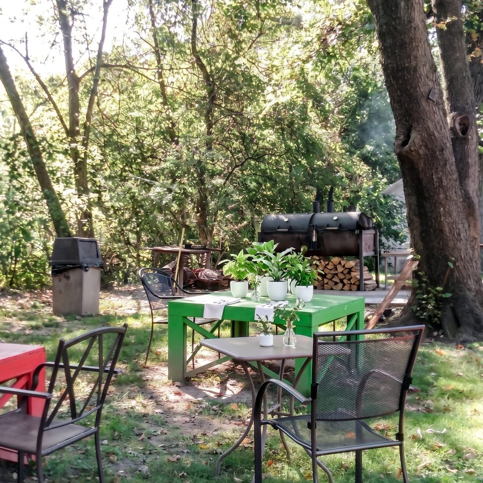 Enjoying food outdoors
