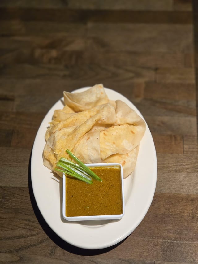 C Roti Skin w/ Dahl Puri OR Buss Up Shut - Per Dozen.